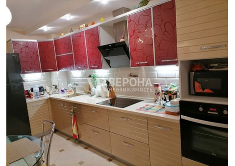 Продам трехкомнатную (3-комн.) квартиру, Сахалинская ул, 15 к 1, Краснодар г