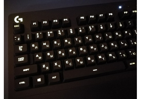 Характеристики клавиатура Logitech G213 Prodigy RGB, USB, c подставкой для запястий, черный [920-008092]