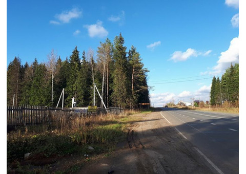 Земля под гостиницу в городе,на трассе