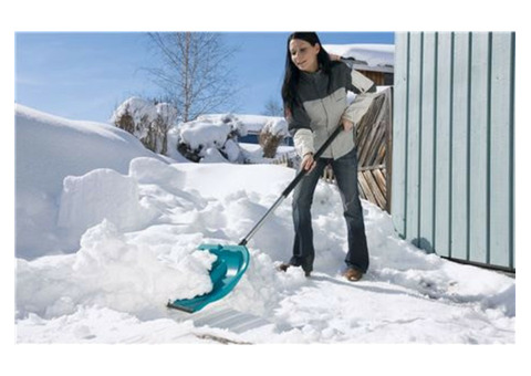Лопата для уборки снега Gardena 03240-20.000.00 с пластиковой кромкой