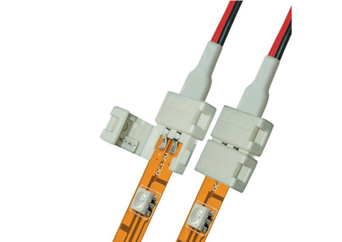 Коннектор Uniel UCX-SD2/B20-NNN White 020 Polybag для соединения светодиодных лент 5050 с блоком питания