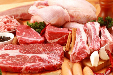 Организация закупает мясо и мясные изделия