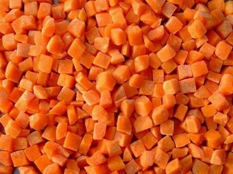 Морковь (Кубик) с/м Вес 1 коробки - 10 кг по оптовым ценам