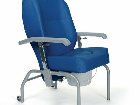 Кресло-стул Normandie с санитарным оснащением (гериатрическое кресло)