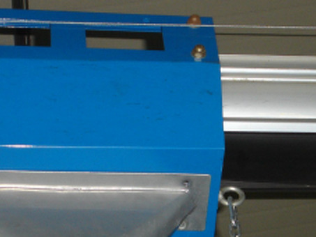Алюминиевый рельс с резиновыми уплотнителями ATIS FS-R4000
