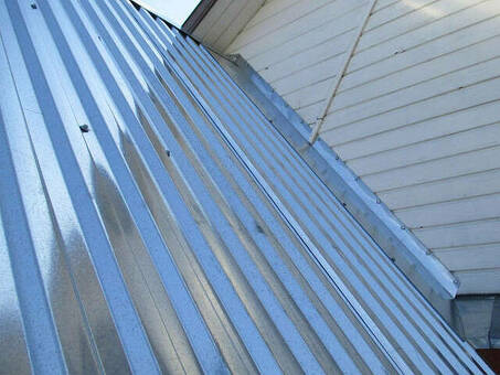 Wide range of corrugated steel sheets - a guide to choosing the right profile