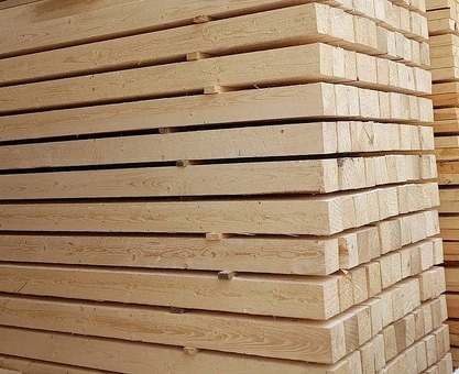 Цена на деревянную балку из лиственницы размером 150x150x6000 мм