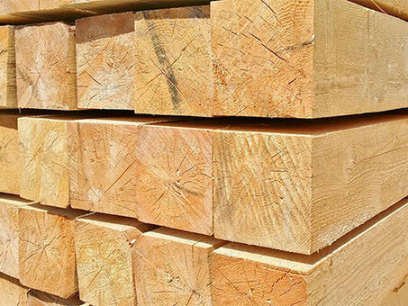 Строганные деревянные балки: преимущества и применение