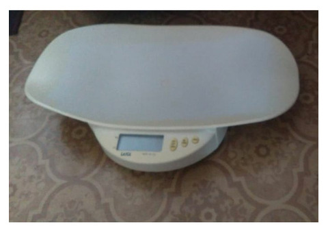 Продам весы электронные для новорожденных детей
