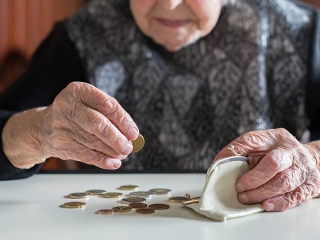 Банкротство на пенсии: причины, последствия и решения