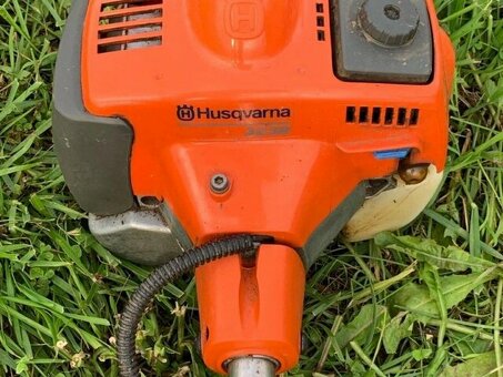 Husqvarna 323LD - эффективный способ стрижки газона