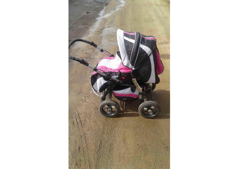 Продам коляску-трансформер для малыша от 0 до 3 лет.
