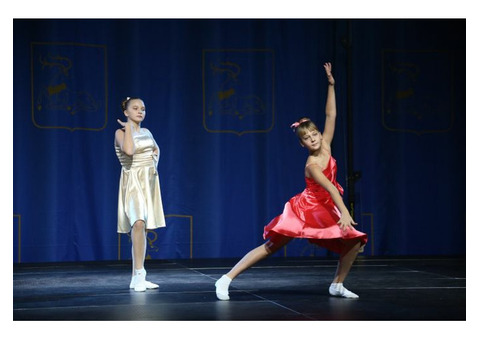 Театр танца приглашает детей от 1,5 лет на занятия