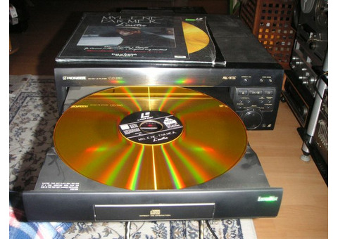 Продам проигрыватель лазерных дисков pioneer-2950