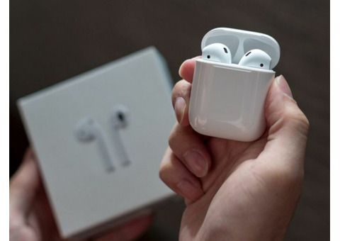 Продаются беспроводные наушники AirPods