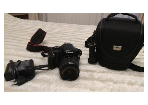 Продам зеркальный фотоаппарат Canon EOS 1100D Kit 18-55