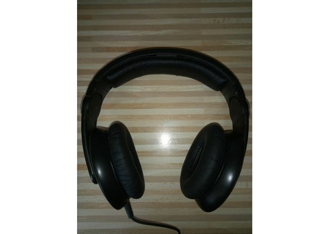 Наушники Sennheiser HD 205 черные