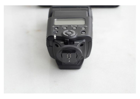 Продам Вспышку Canon Speedlite 430EX