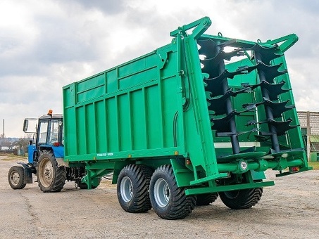 Полуприцеп-разбрасыватель органический удобрений 18 тонн (Собственное производство)