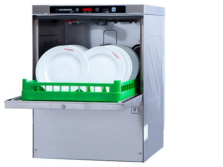 Фронтальная посудомоечная машина Comenda PF45, дозатор и помпа