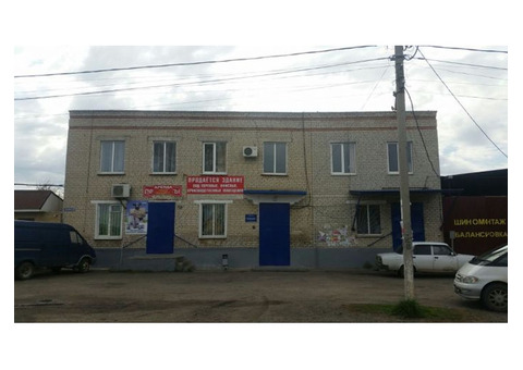Продам торгово-офисное здание 260 кв.м. в с. Кочубеевское