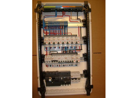 Сборка электрощитов и электрика. Монтаж и замена электрощитков на даче